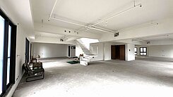 七期由鉅藏玉次頂樓三面採光樓中樓無限視野帝王戶