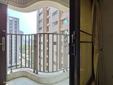 左營高鐵/福山學區/ 稀有陽台進出/兩房+平車