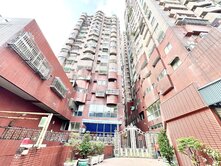 👍大降價急售❤️潭子新中元年3+1房車位超讚👍