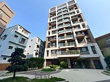 新 竹 市 《 大二房平車＋雙衛浴 《 大莊園８樓