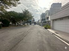 岡山忠誠區稀有面公園雙面臨路大地坪精品建地