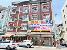 我是專員三民最划算商四土地|邊間雙透店使用空間大