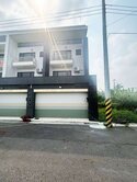六甲區信義街 (翰林居2) 全新電梯別墅.贈裝潢