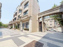 「雅鳳精選」新光田特區｜前院停車孝親傳統美別墅｜