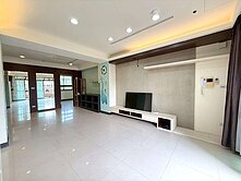 【旺族名邸】通風採光超讚美屋３房＋平車買房找阿翰