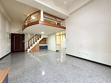 南區低總價｜買給小孩讀中山醫｜我家大樓2房
