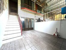 小港萬坪森林公園首排透天｜屋況佳可直接入住