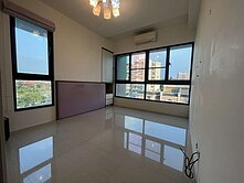 鼎宇建設｜鼎峰山景首排｜景觀大三房｜平車質感宅