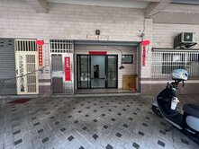 國泰建設彩虹園邸8米大面寬挑高一樓門前停車