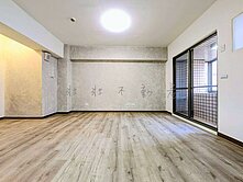 ★東森壯壯★西屯青海商圈低總價精裝三房