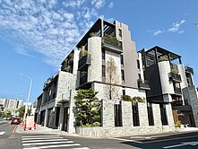 單元12角間大地坪電梯豪墅｜出價談