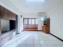 🔥興大旁｜室內 28 坪大 3 房  平車🔥