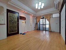 宜蘭市近轉運站中華國中車位華廈