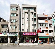 北區．輕屋齡科博館電梯店套。收租金雞母