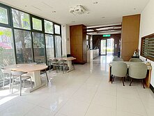 【巨城/女中】黃金十字核心大套房|廁所有窗