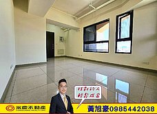 全新正3房+平移車位┃鼎中商圈三面採光┃景觀南北向