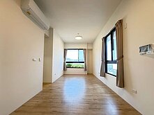 小何獨家😎公園河岸首排💥次頂樓三房車!!最俗