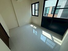 專任大里區 輕屋齡美群塗城雙商圈學區宅