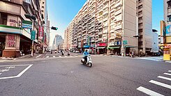 亞洲新彎區/三多商圈/三角窗建地