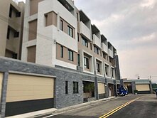 璞悅敦和臨路大地坪六大房電梯別墅