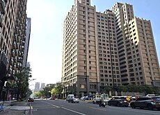 名門首排.一席傳世精品金店~黃金面寬~店霸大器登場