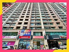 BD04👑左營果貿｜1+2樓面寬金店面+平面車位