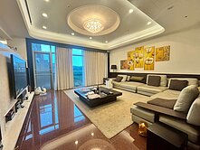 出價就談!金閣精美頂樓豪宅百坪樓中樓+雙平面車位