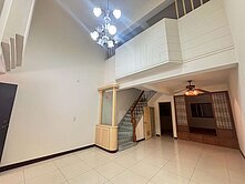 自強街商圈｜挑高別墅