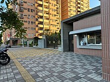 合群新城採光海景/三房雙衛開窗/平車