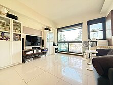 美術館藝校首排高樓景觀邊間明亮衛浴開窗獨立平車