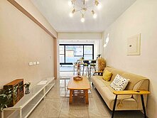 鹽埕商圈輕軌站旁大面寬溫馨1樓美寓