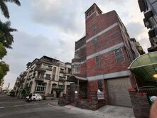 屏東少見稀有獨棟歐式車庫別墅