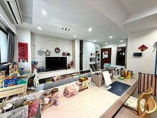 華鳳特區💥輕屋齡裝潢美三房平車💥直接入住