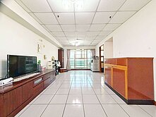 大業國中💙向上商圈💙次頂樓３房+車位