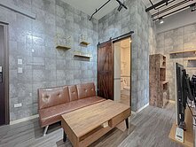 鑫高鐵低總兩房車位