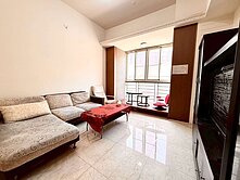 四維捷運宅｜室內超大｜文心威秀大露臺2+1房