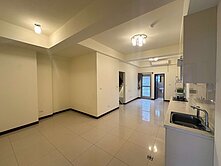 正北興路旁百坪輕屋齡電梯住店 喜歡出價談❗️驚喜價