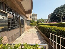 如如承辦🍎東區秀泰旁絕版花園孝親三房出價談