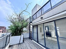 富人首選單元二｜大面寬臨路電梯別墅