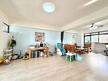 東森壯壯-南區超值稀有釋出！中興高樓視野大四房車位