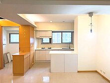 親友獨賣頂溪高樓景觀車位