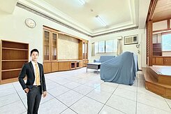 大順輕軌首席｜樹梢四房平車美邸宅-房仲小薛