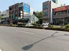 中壢大地坪三角窗大透店