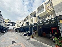 橋頭10年精緻美車墅近商圈傳統格局