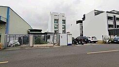 專員小江在鳳甲77期漂亮大地坪建地面寬方正