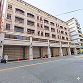 海洋商圈霸氣透天面寬電梯金店面