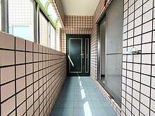 大里鬧市4房車位高樓層生活便利