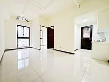 AB132-1松德88高樓邊間【中信房屋張翔喆】