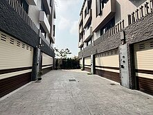 【阿文】葳格ｘ捷運ｘ好市多│輕屋齡車庫精裝5房美墅