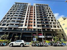 豐原火車站旁｜紀凡希精裝潢 3 改 2 房＋平車